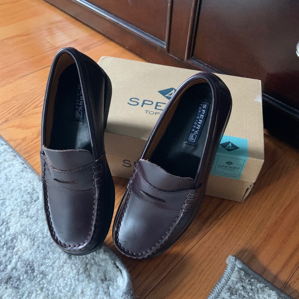 Sperry boys loafers - NWTO